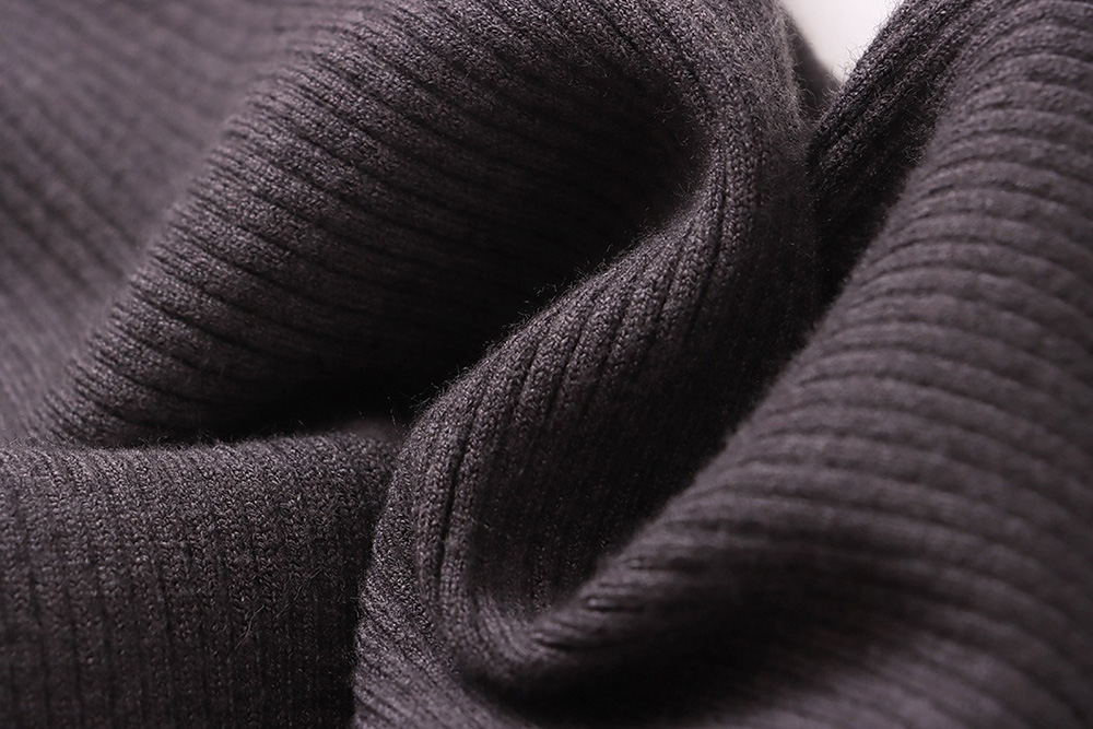 假兩件修身針織上衣