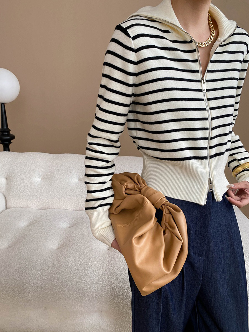 翻領撞色條紋針織上衣