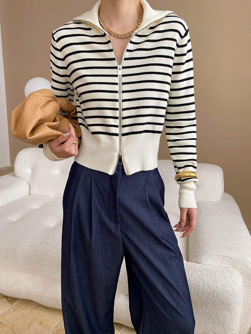 翻領撞色條紋針織上衣