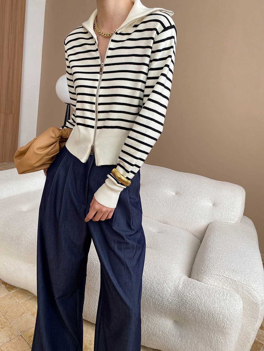 翻領撞色條紋針織上衣