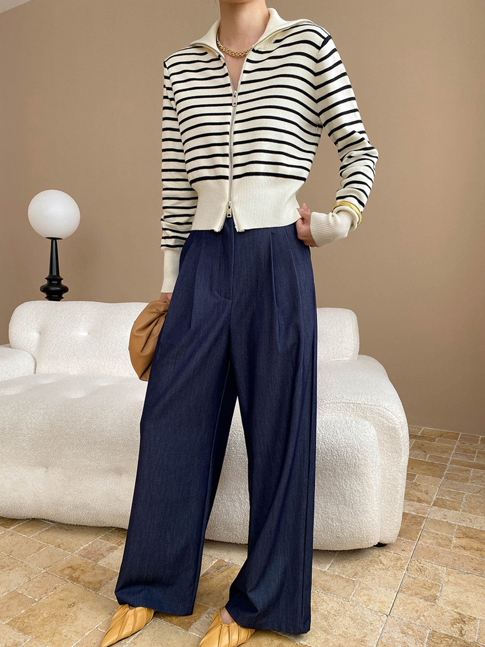 翻領撞色條紋針織上衣