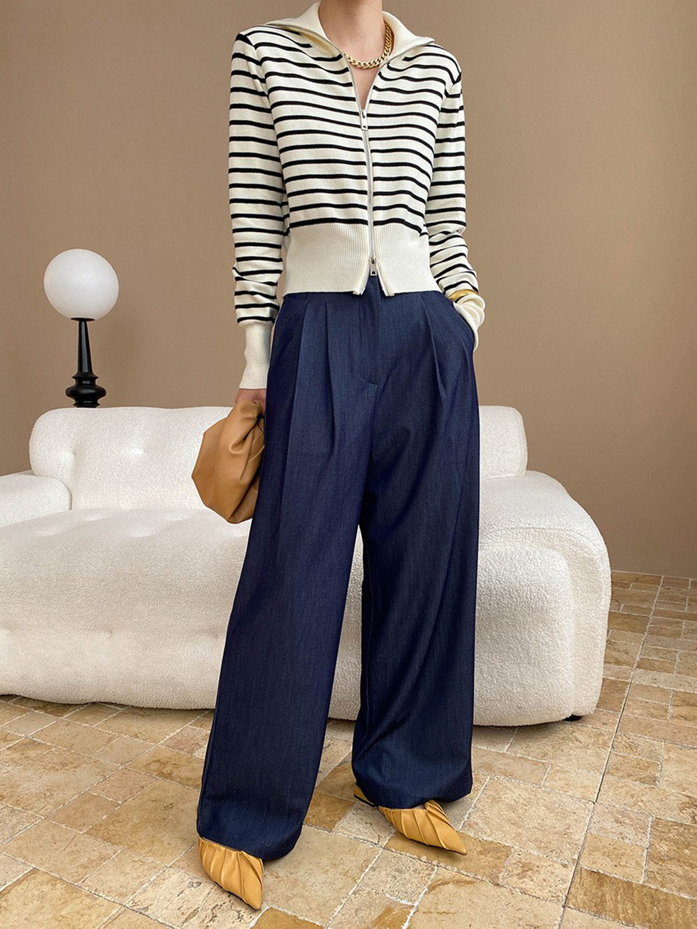 翻領撞色條紋針織上衣