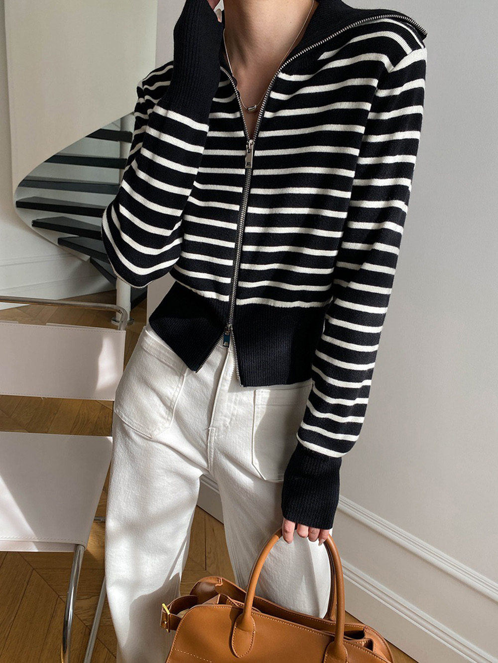 翻領撞色條紋針織上衣