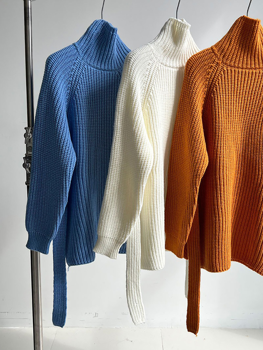 別緻綁帶高領針織毛衣