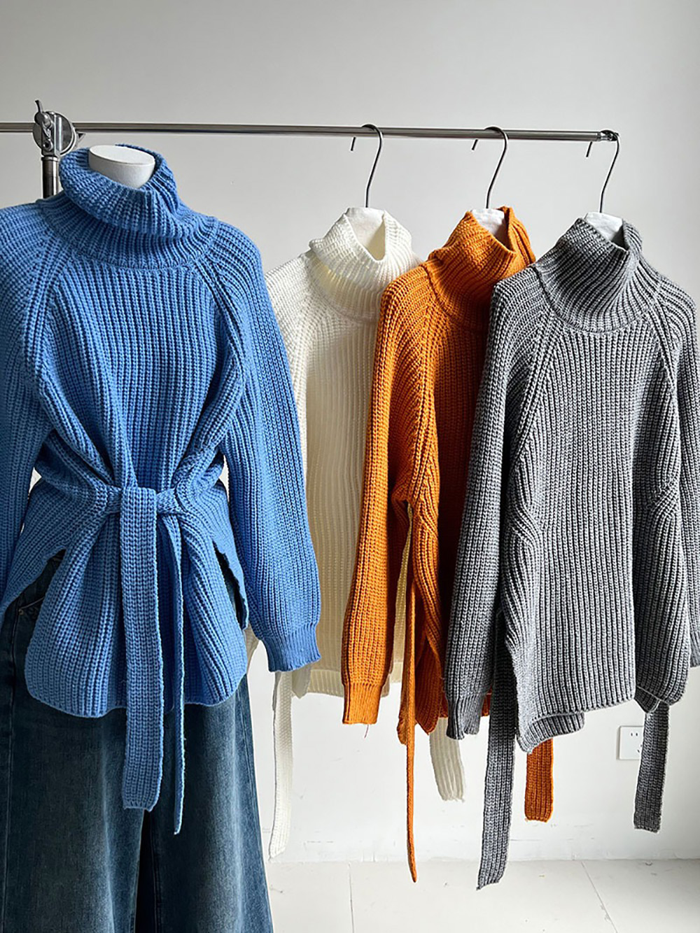 別緻綁帶高領針織毛衣