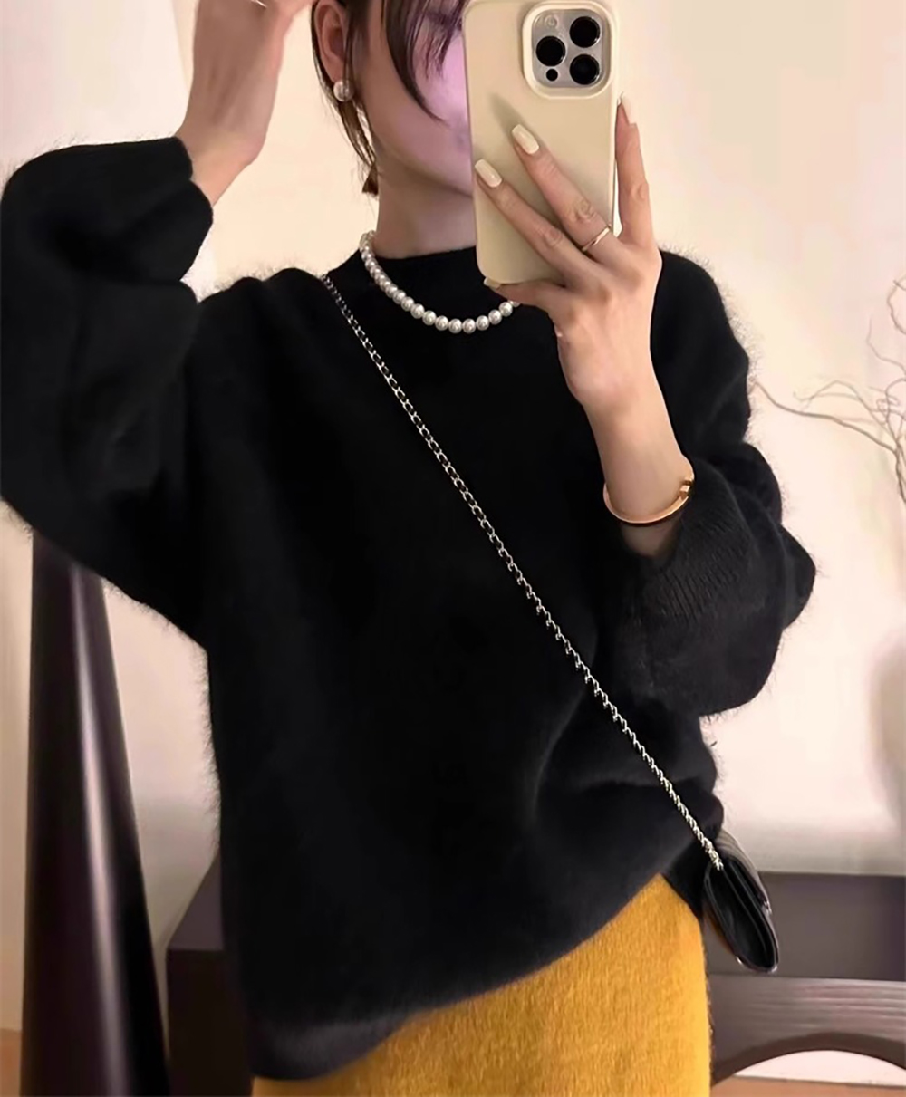 毛茸茸感圓領針織毛衣