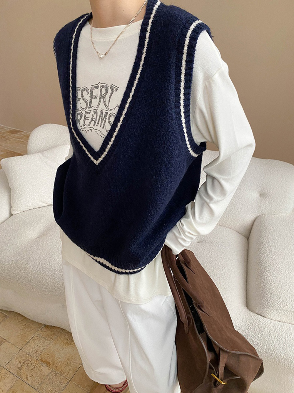 知性大V領針織背心
