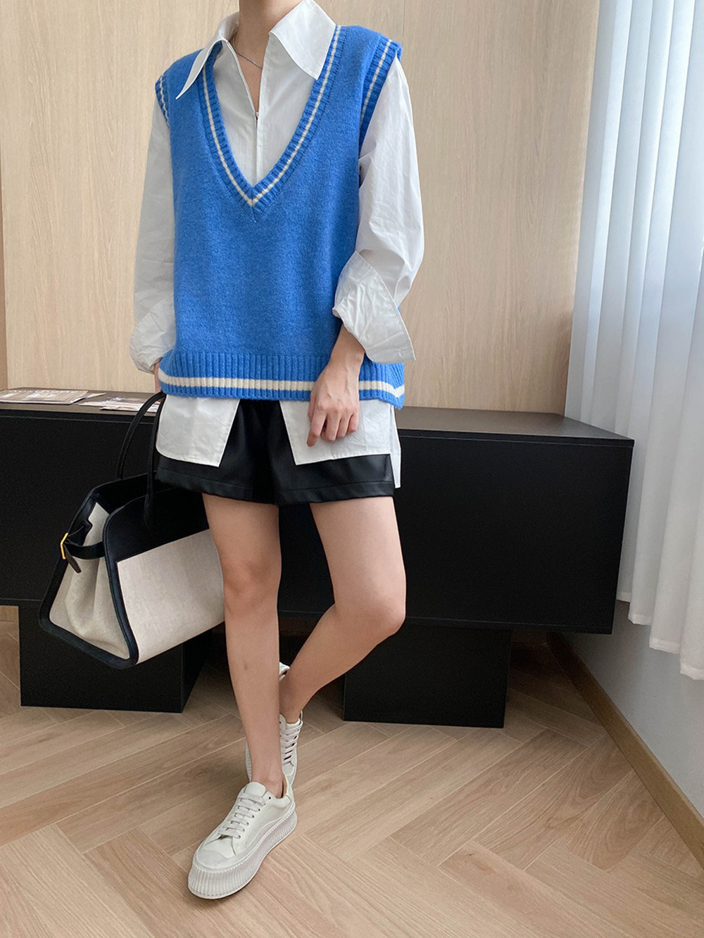 知性大V領針織背心