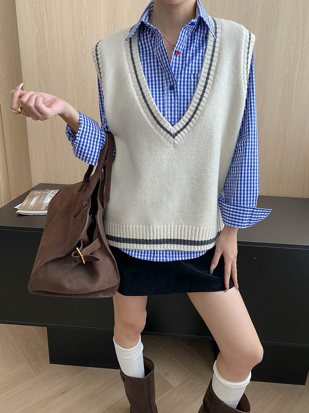 知性大V領針織背心