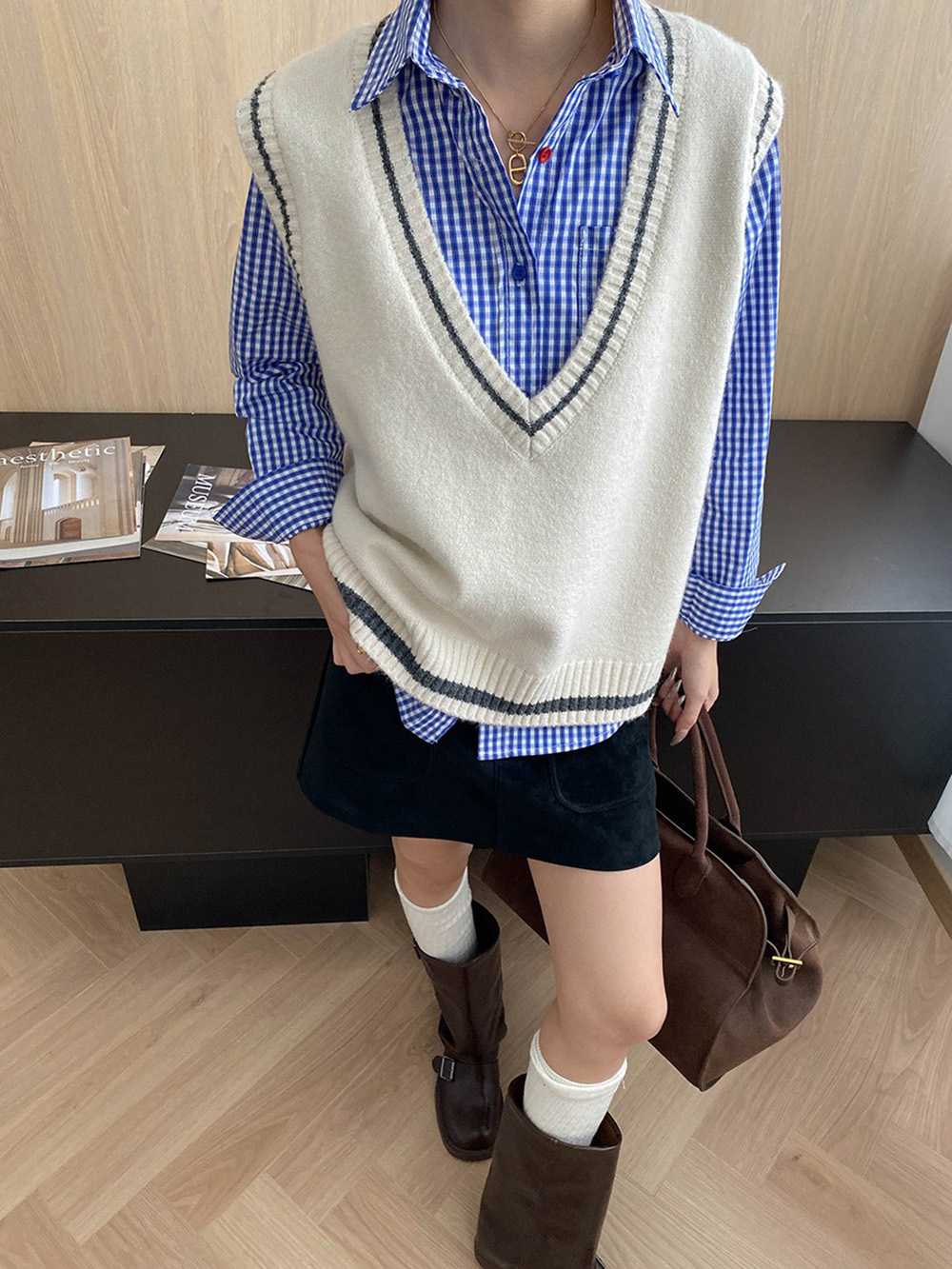 知性大V領針織背心