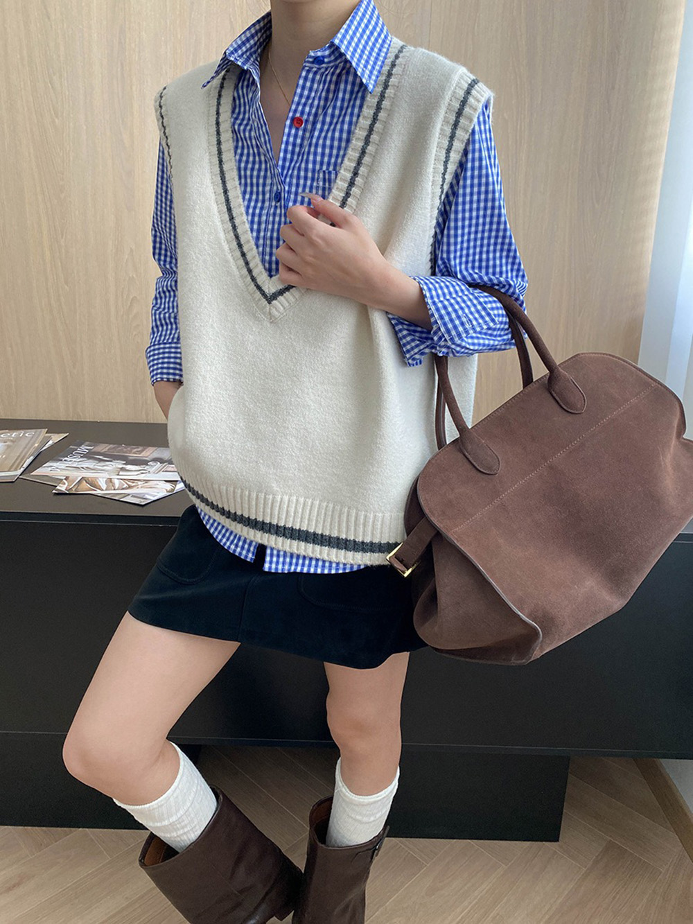 知性大V領針織背心