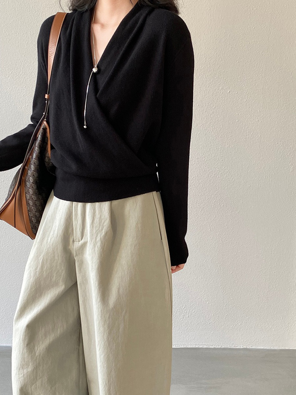 絕美交叉門襟設計上衣