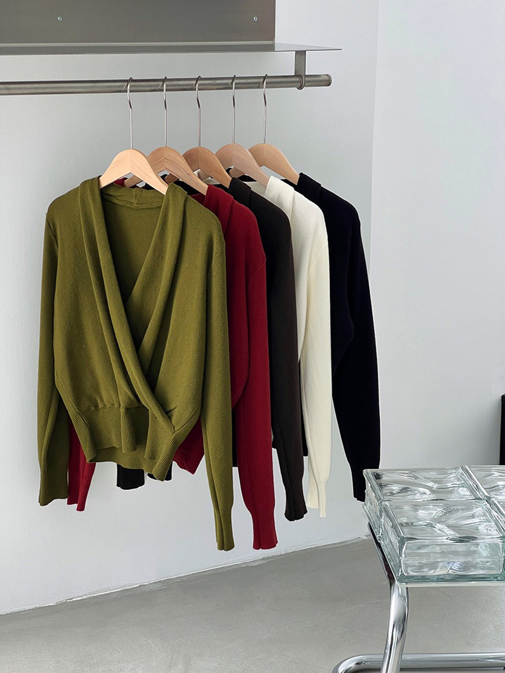 絕美交叉門襟設計上衣