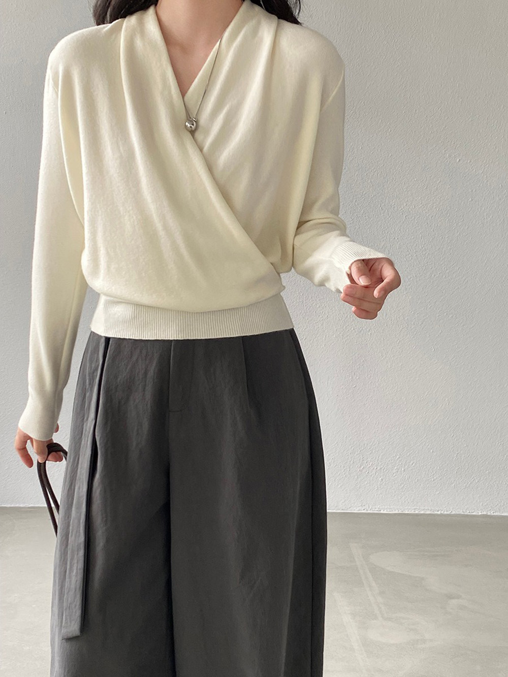 絕美交叉門襟設計上衣