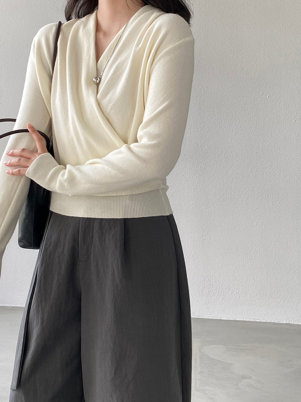 絕美交叉門襟設計上衣