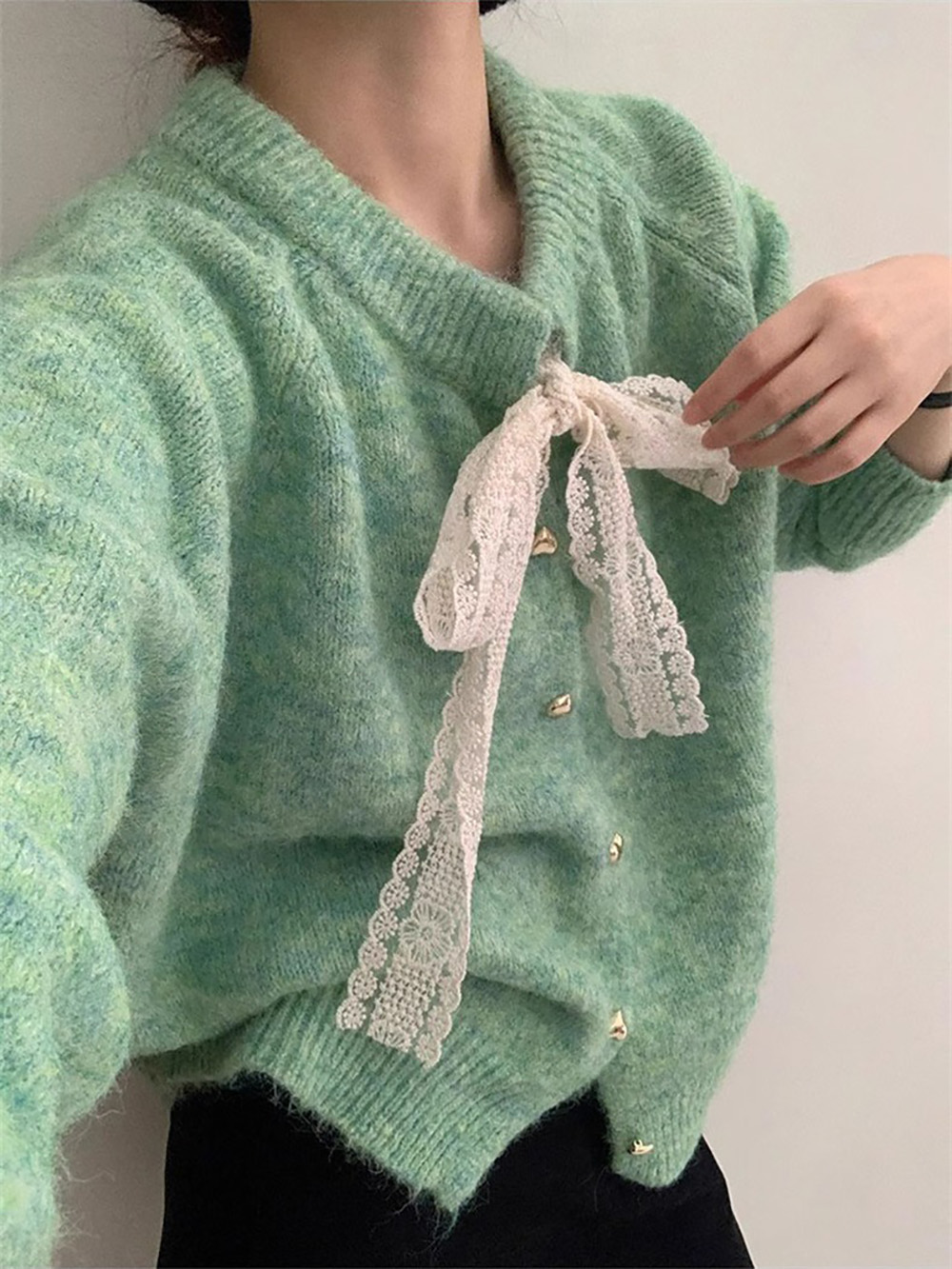 精緻蕾絲綁帶針織外套