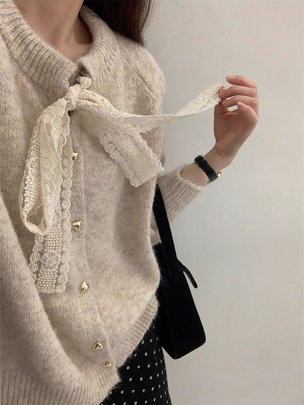 精緻蕾絲綁帶針織外套
