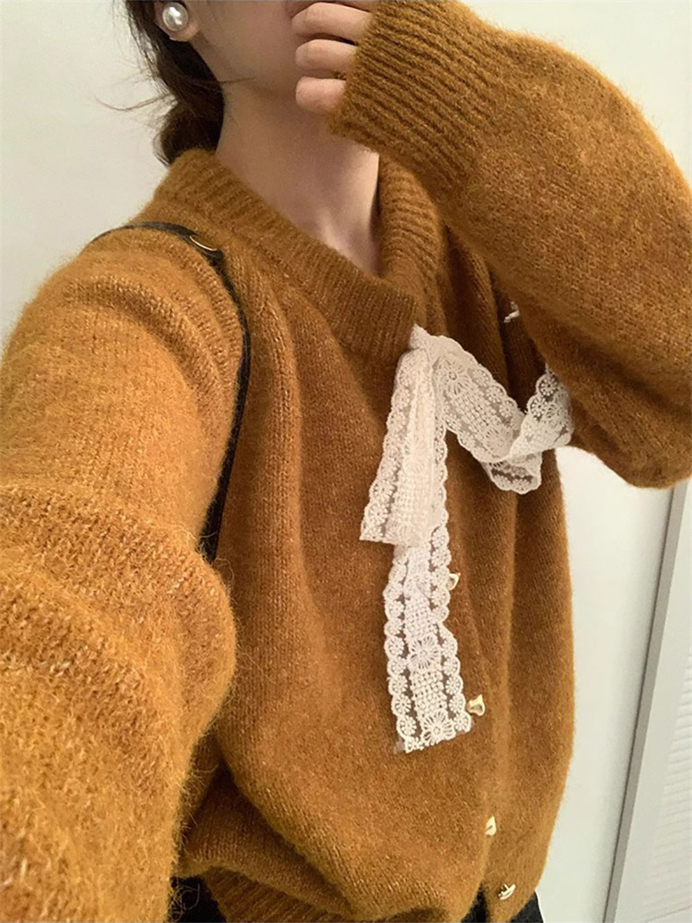 精緻蕾絲綁帶針織外套