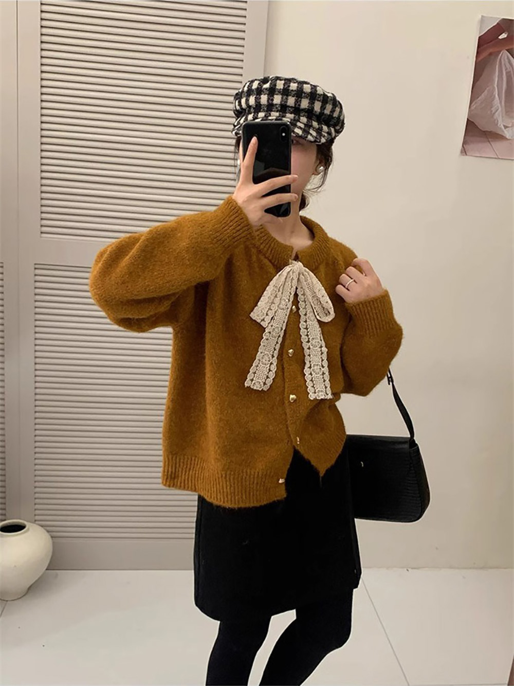 精緻蕾絲綁帶針織外套