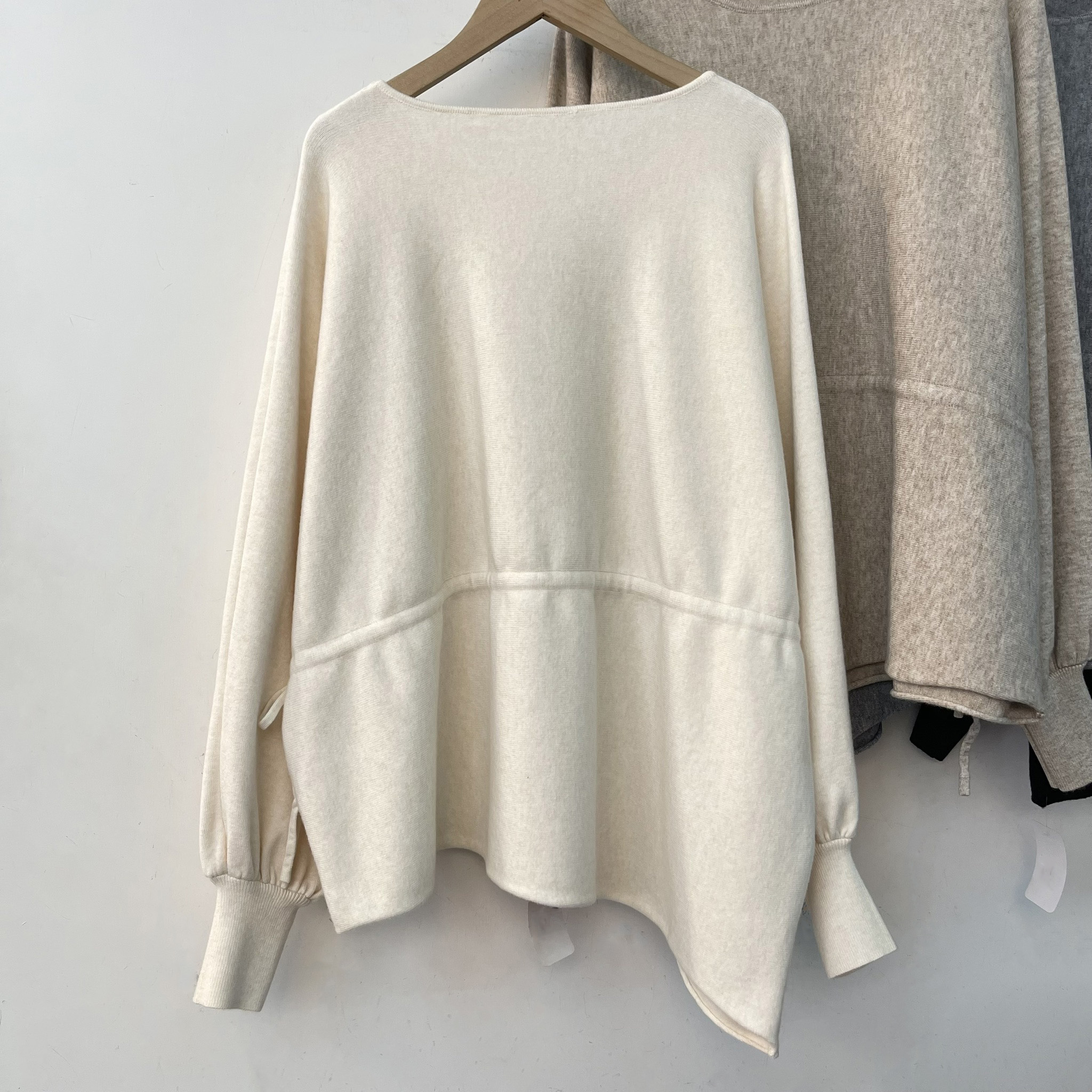 溫柔系抽繩收腰針織衫