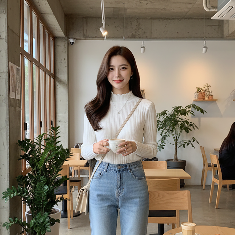 溫柔木耳邊半高領上衣