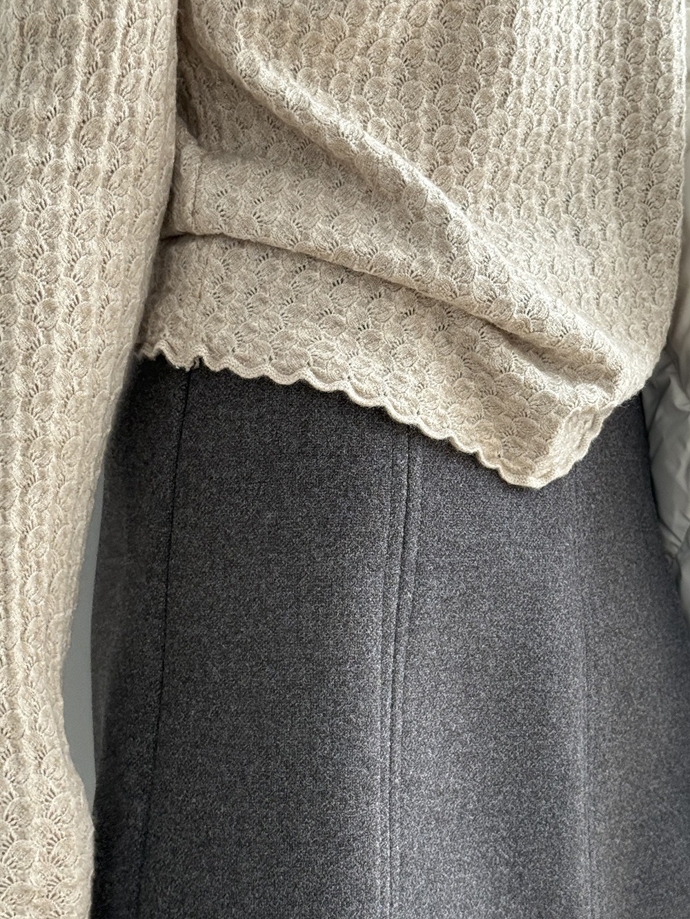 半高領蕾絲針織上衣