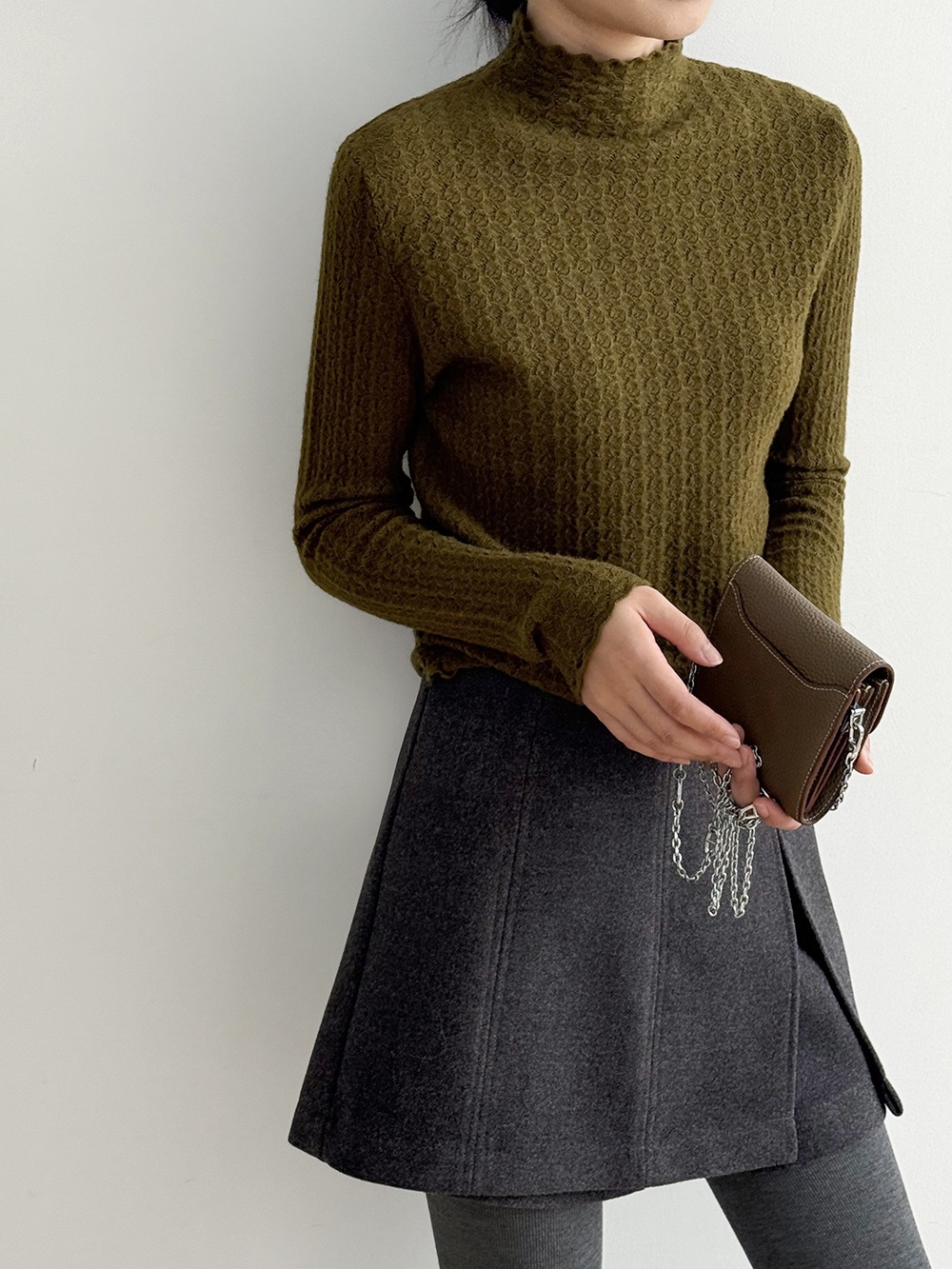 半高領蕾絲針織上衣