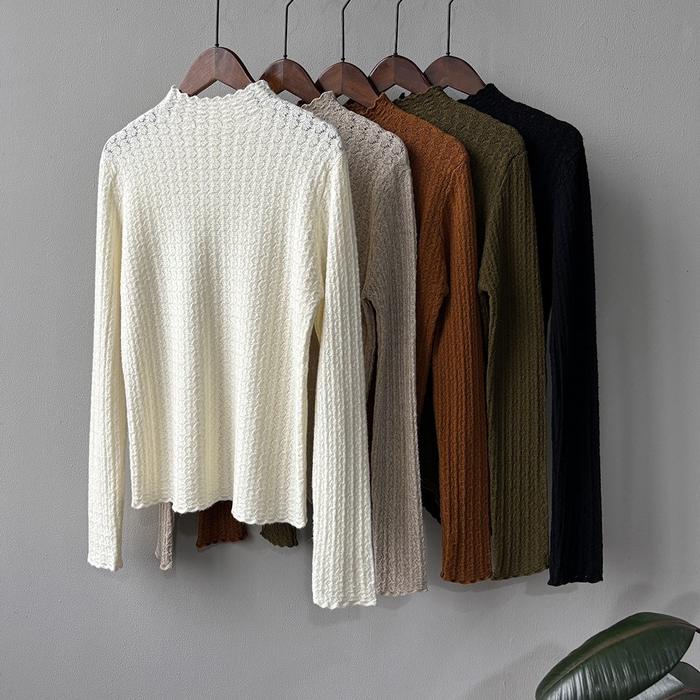 半高領蕾絲針織上衣