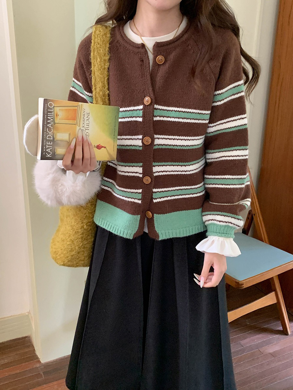 撞色條紋圓領針織外套