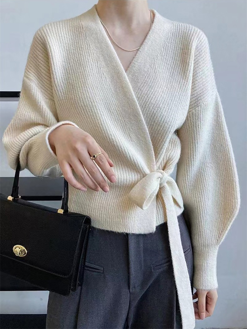 蝴蝶結綁帶針織上衣