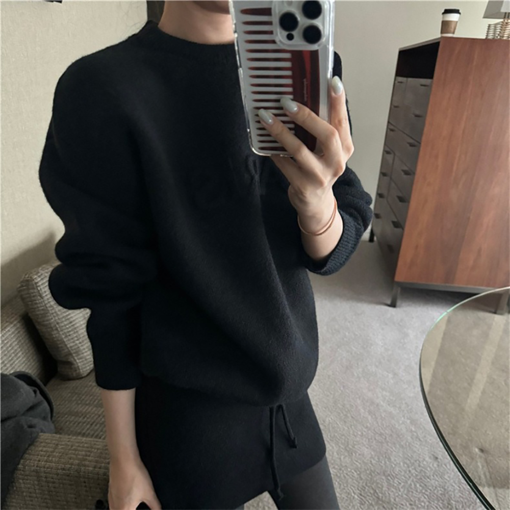 字母壓印針織短裙套裝