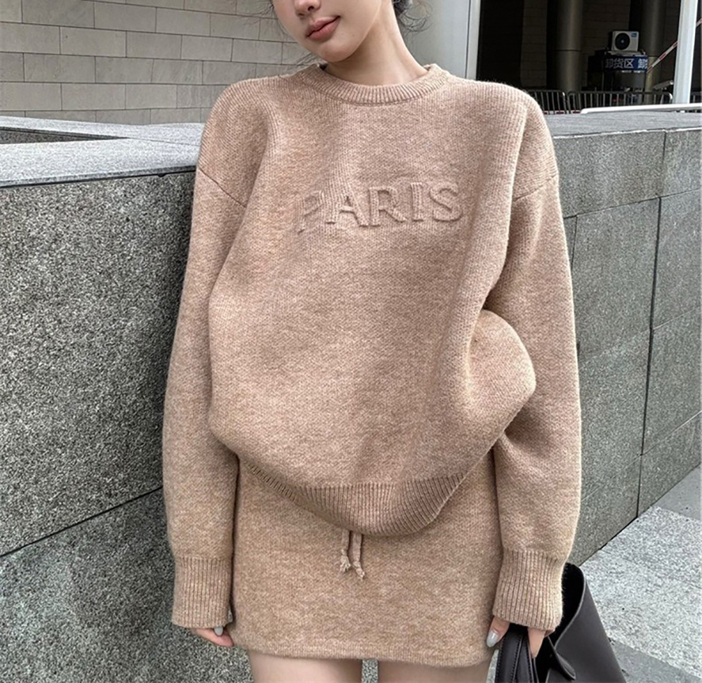 字母壓印針織短裙套裝