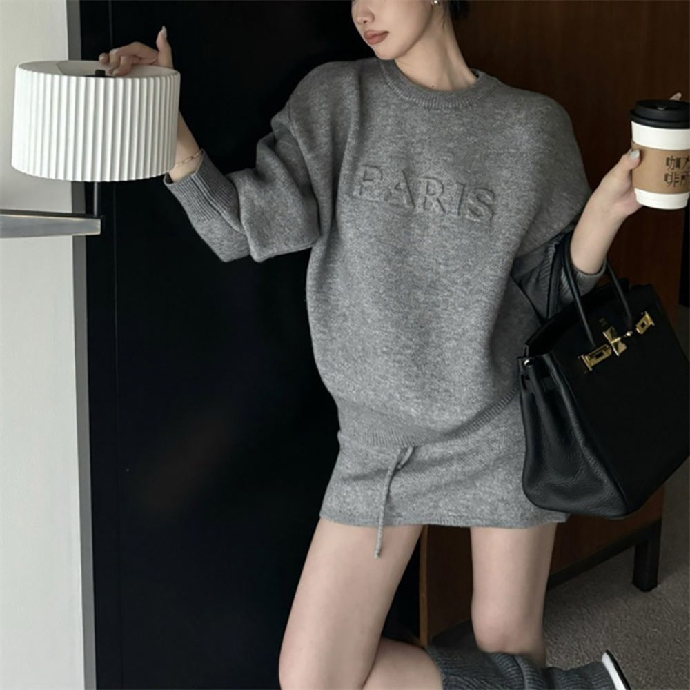 字母壓印針織短裙套裝