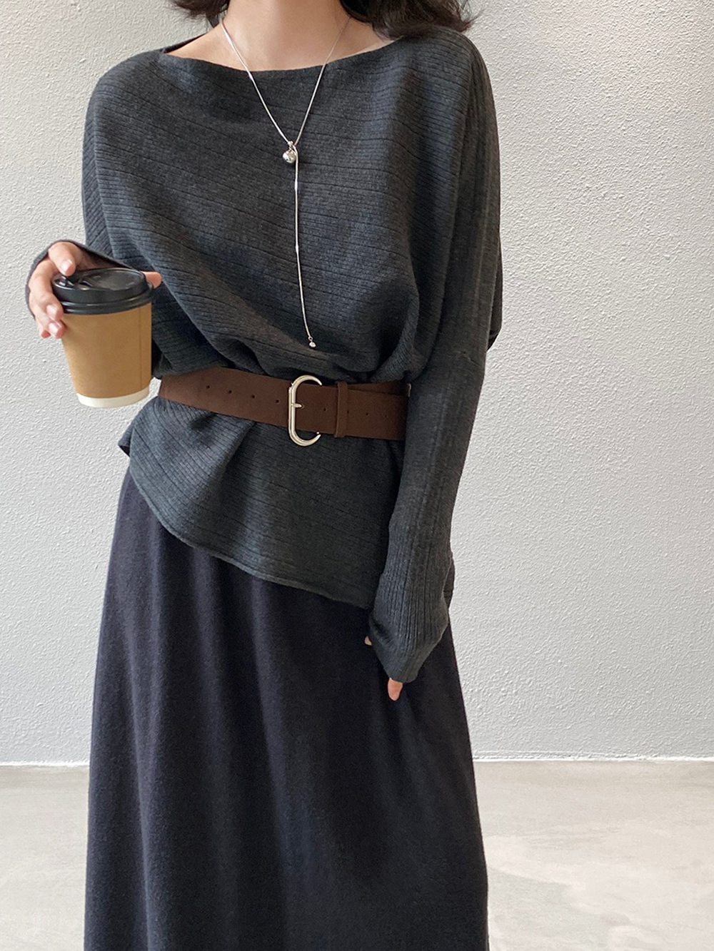 斜肩針織蝙蝠袖上衣