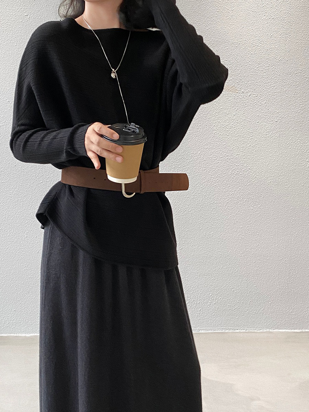 斜肩針織蝙蝠袖上衣