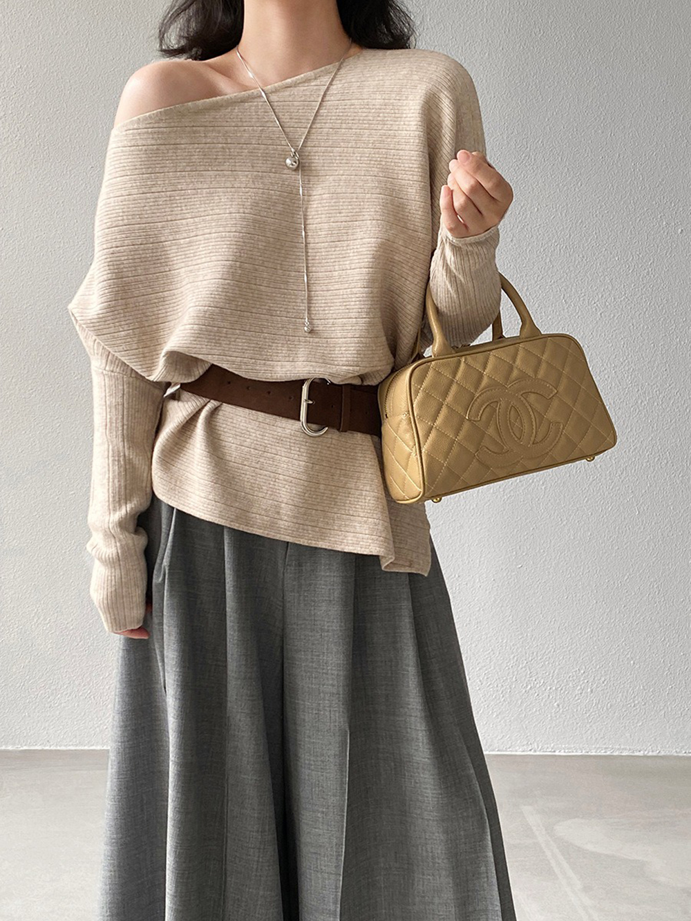 斜肩針織蝙蝠袖上衣