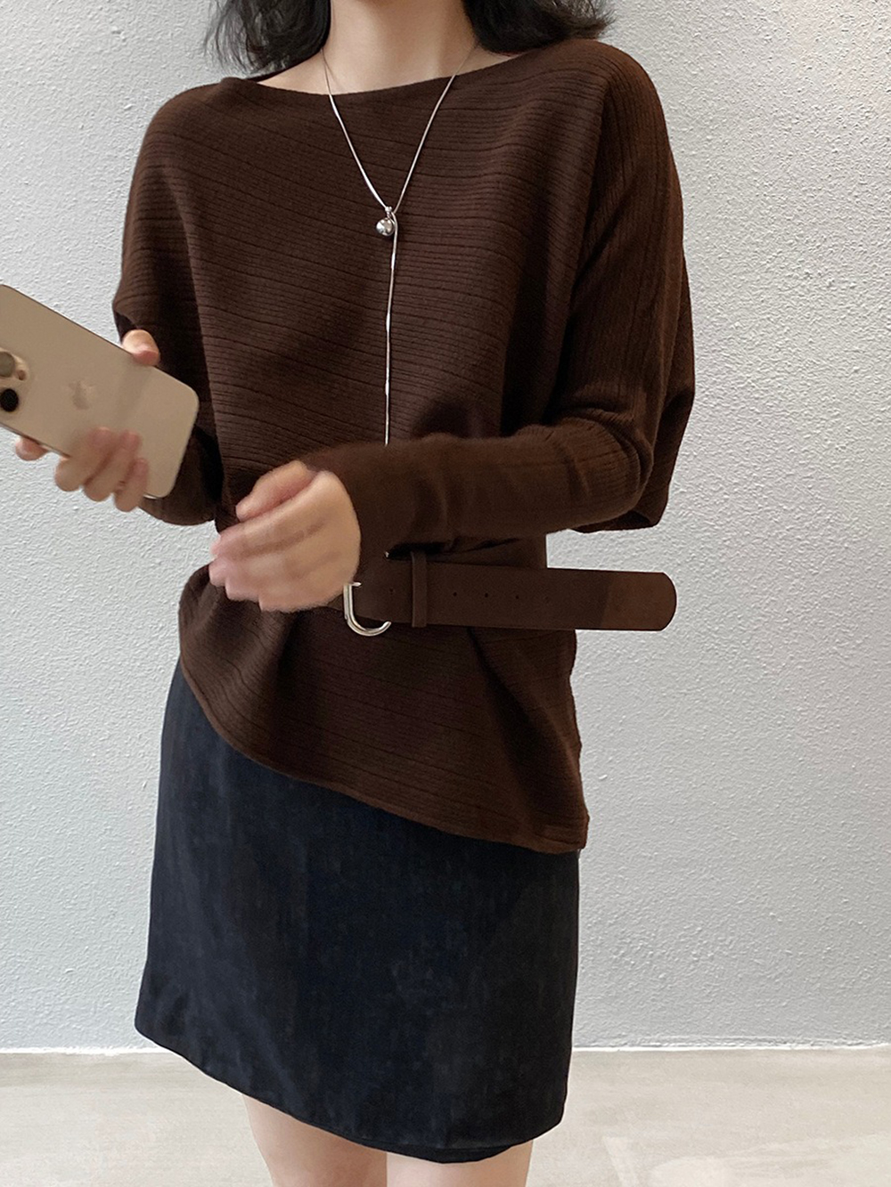 斜肩針織蝙蝠袖上衣