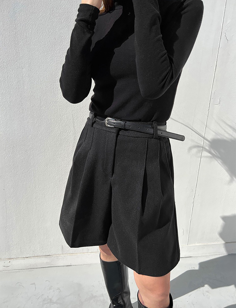 簡約高腰壓褶毛呢短褲