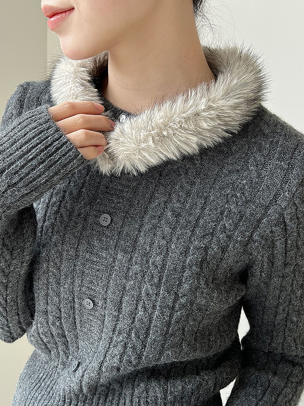 氛圍感毛領針織上衣