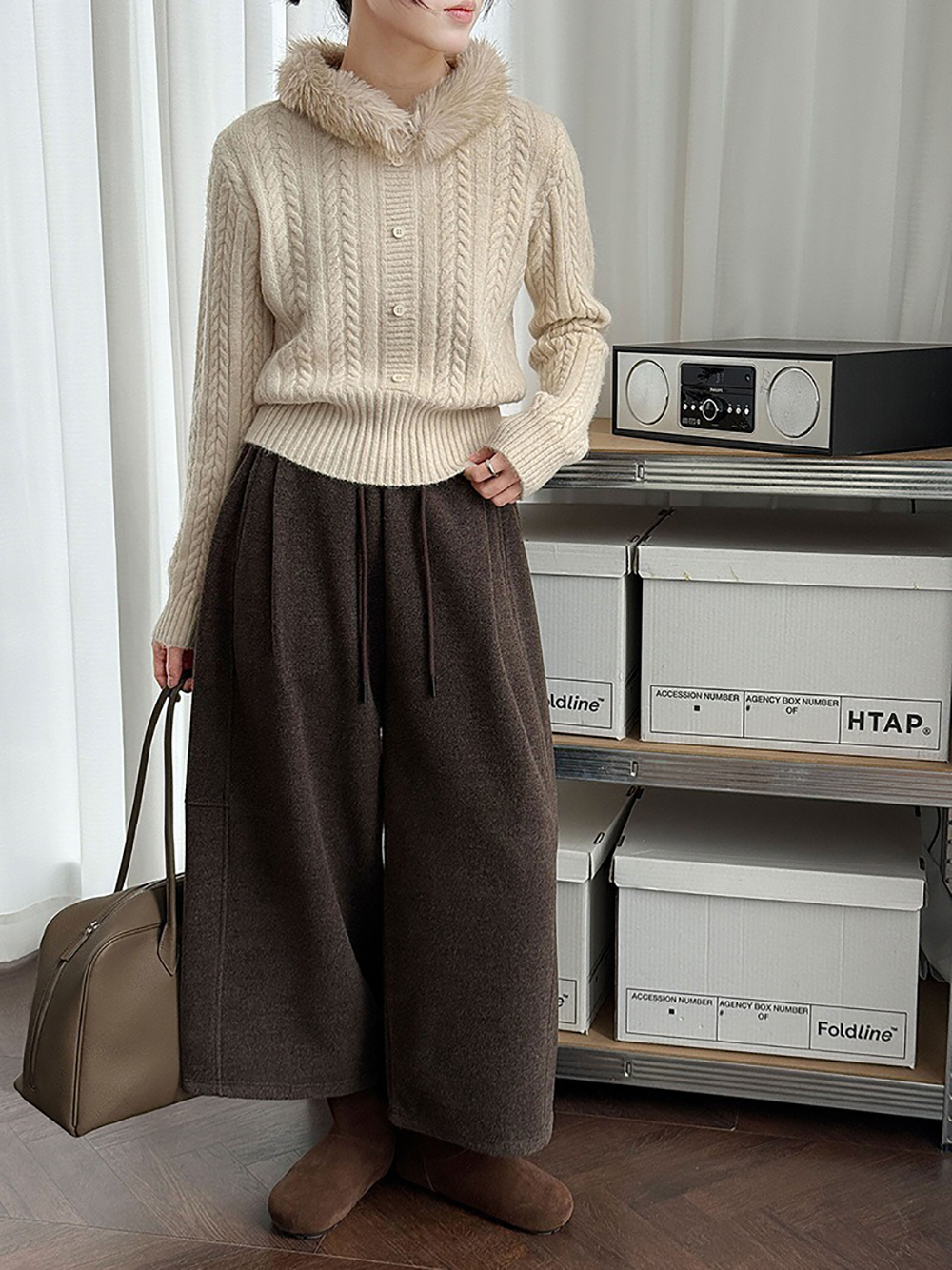 氛圍感毛領針織上衣