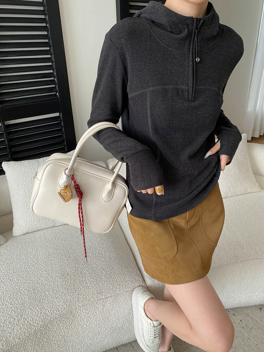 縫線設計感連帽上衣,evaviva,4N-ZA09164,縫線設計感連帽上衣,領500,999免運