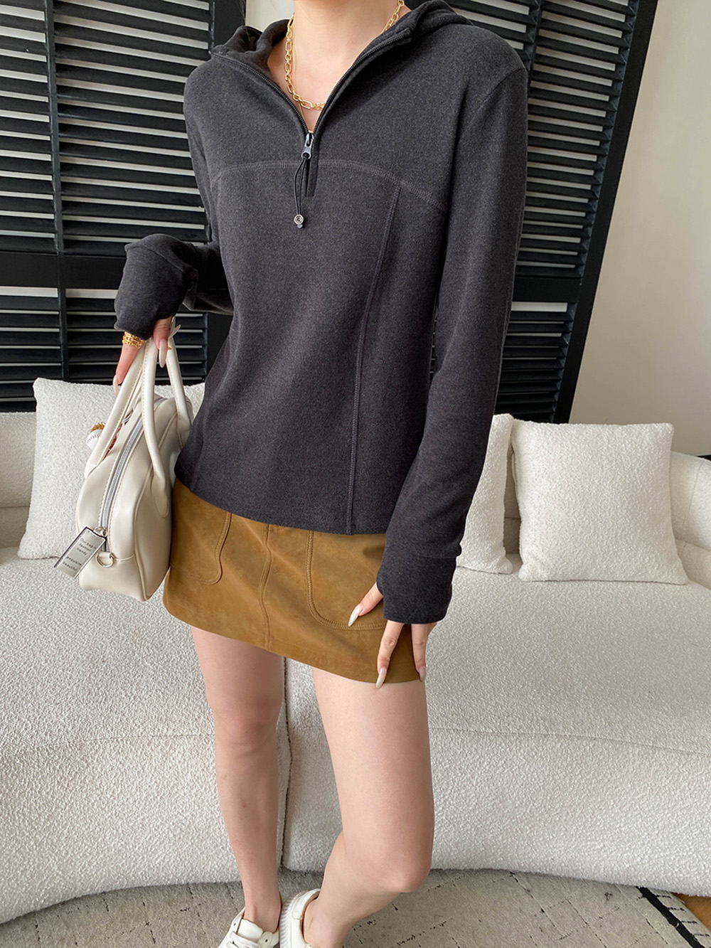 縫線設計感連帽上衣,evaviva,4N-ZA09164,縫線設計感連帽上衣,領500,999免運