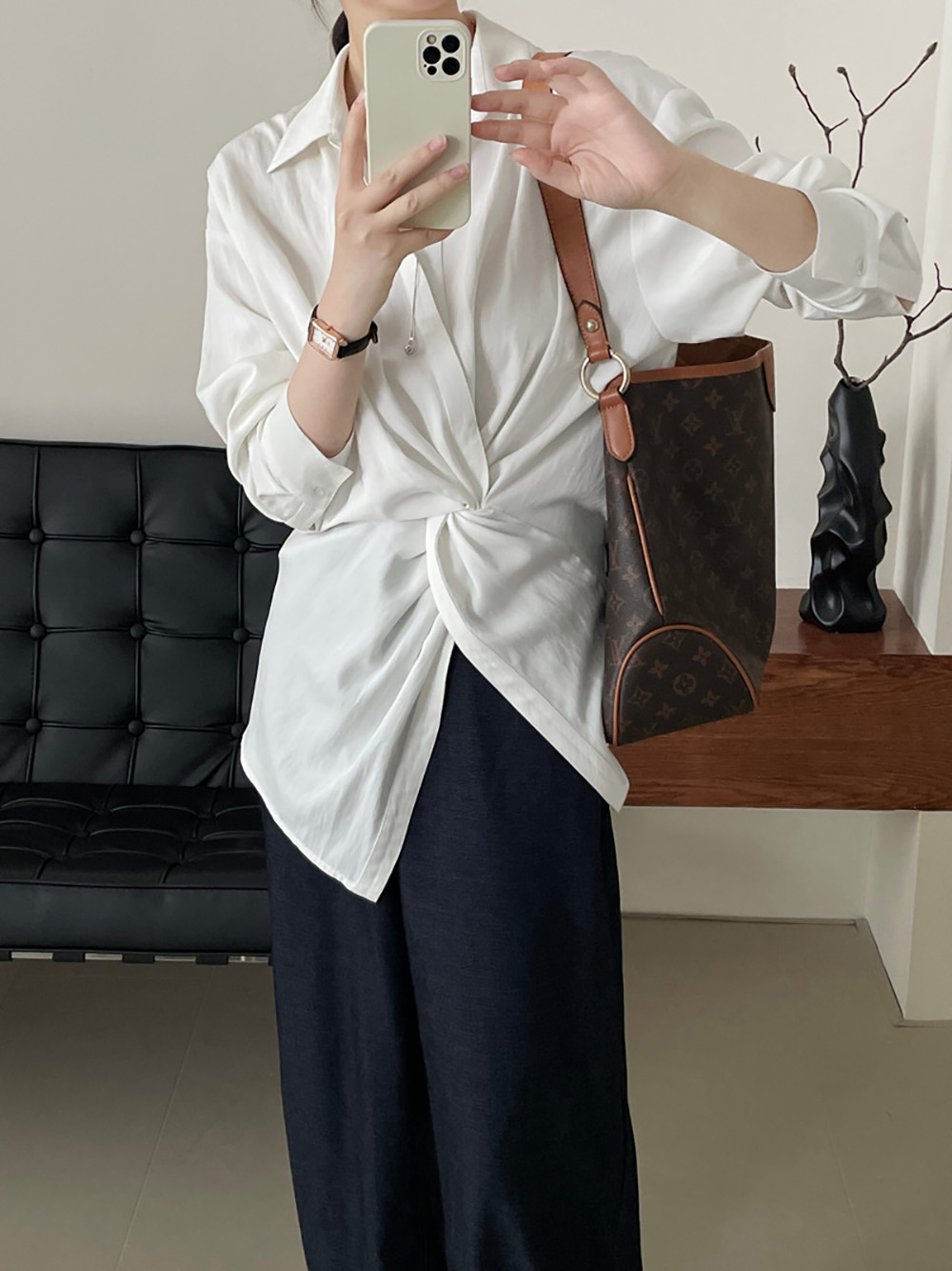 別緻設計感扭結襯衫,evaviva,8C-UR7382,別緻設計感扭結襯衫,領500,999免運