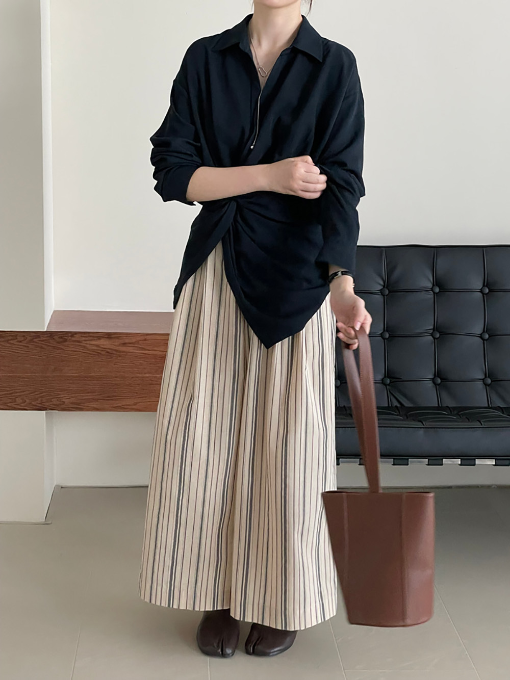 別緻設計感扭結襯衫,evaviva,8C-UR7382,別緻設計感扭結襯衫,領500,999免運