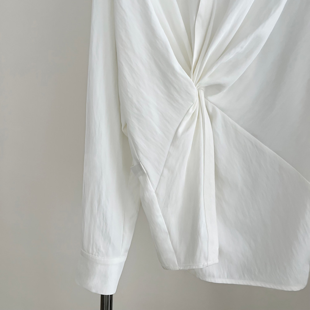 別緻設計感扭結襯衫,evaviva,8C-UR7382,別緻設計感扭結襯衫,領500,999免運