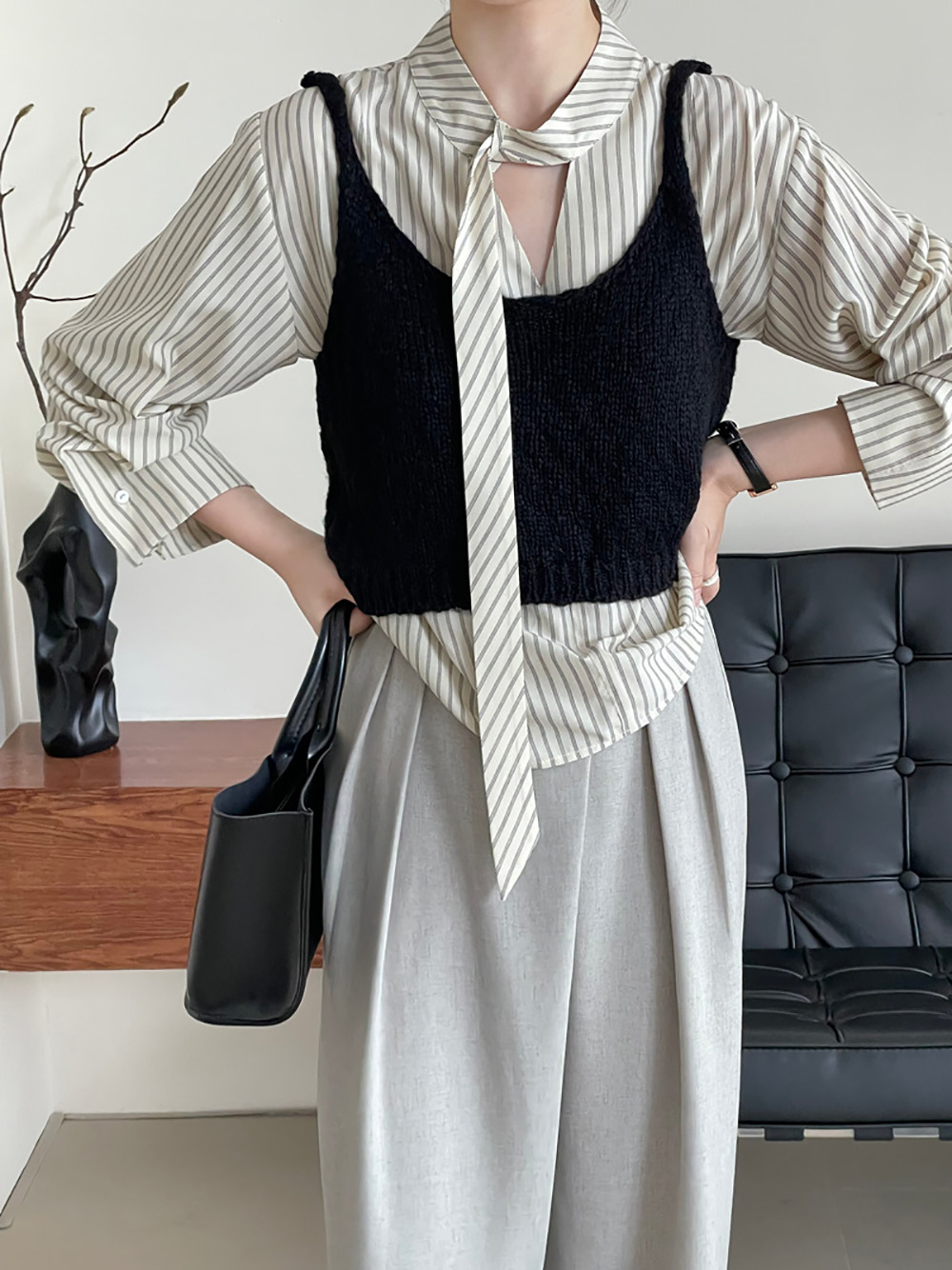 鏤空V領設計條紋襯衫,evaviva,8C-UR7383,鏤空V領設計條紋襯衫,領500,999免運