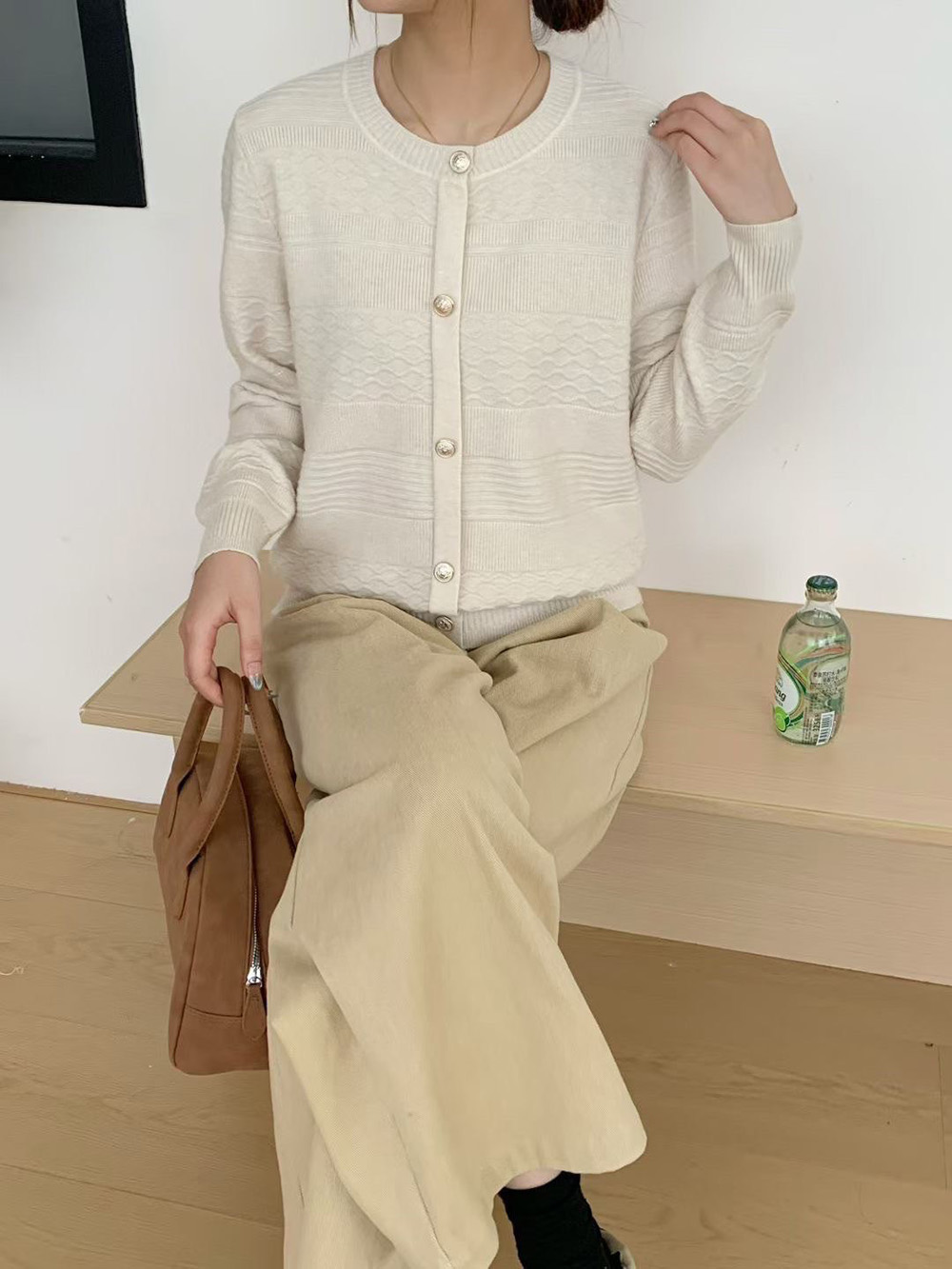 精緻波浪織紋針織上衣,evaviva,99-AL7277,精緻波浪織紋針織上衣,領500,999免運