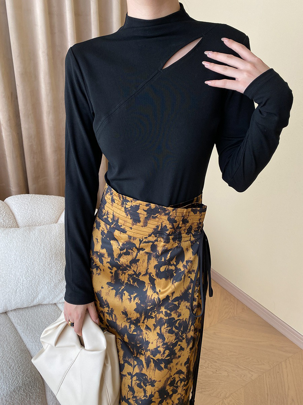 縫線設計感半高領上衣,evaviva,4N-ZA09193,縫線設計感半高領上衣,周新品優惠,NEWARRIVAL