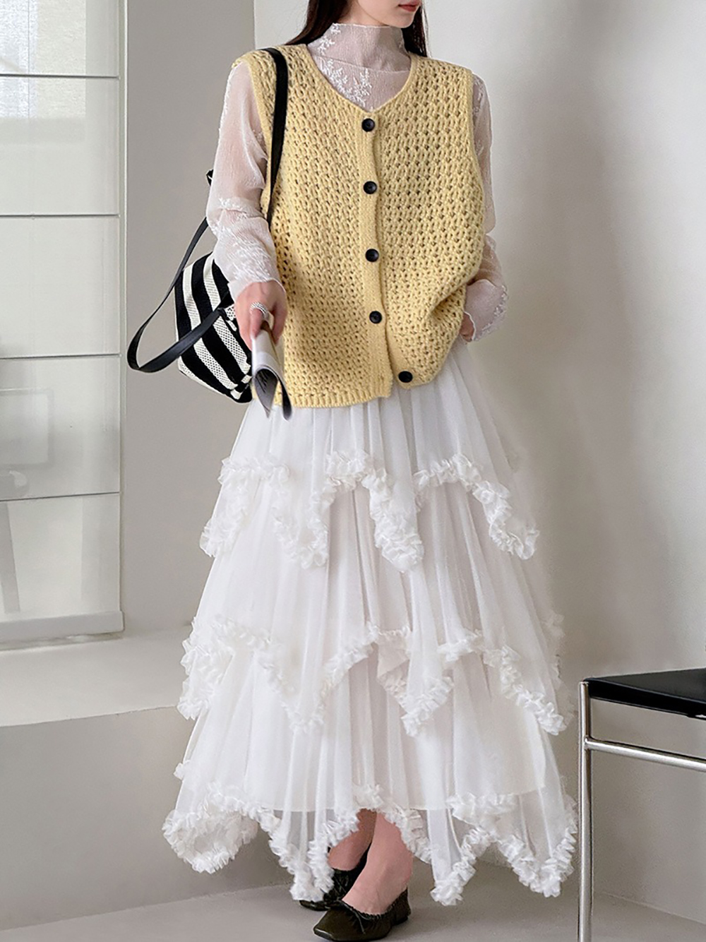 鏤空針織圓領背心,evaviva,8C-GW7436,鏤空針織圓領背心,領500,999免運