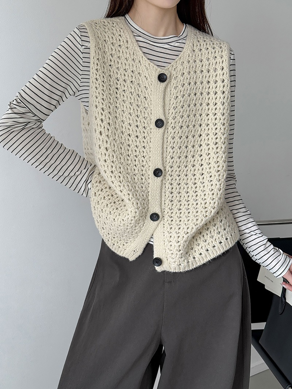 鏤空針織圓領背心,evaviva,8C-GW7436,鏤空針織圓領背心,領500,999免運